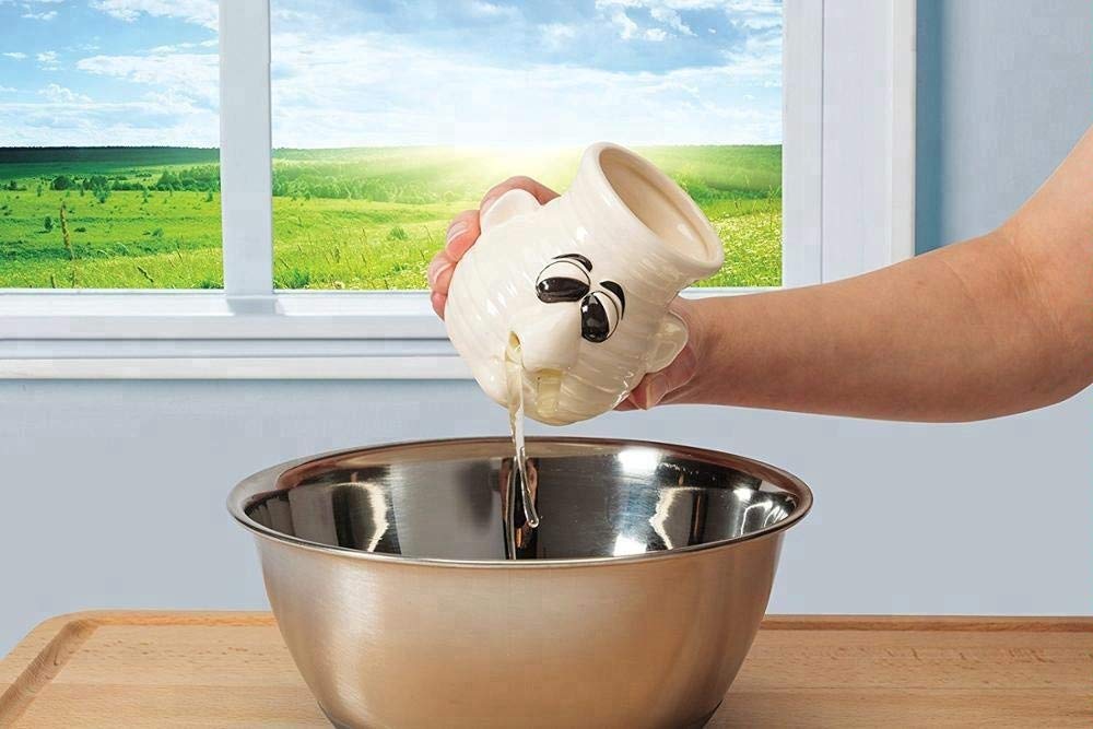 Eggnogger's 'Stache/JUST IN FOOLING セットＢ Egg Separator Funny Kitchen Gadget - Fun Snot Nose Egg Separator